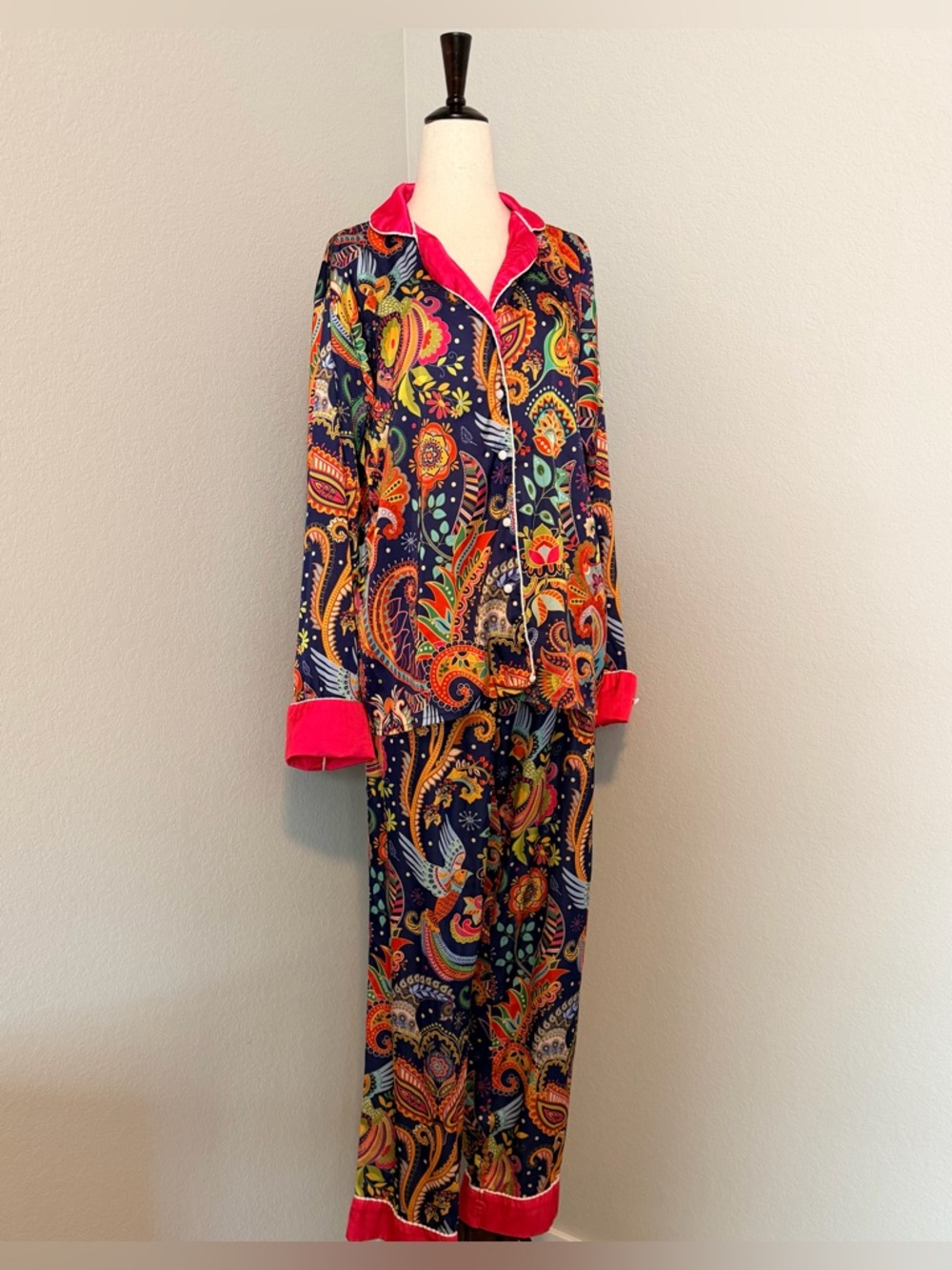 Averie two-piece pajama set - Picture 2 of 11
